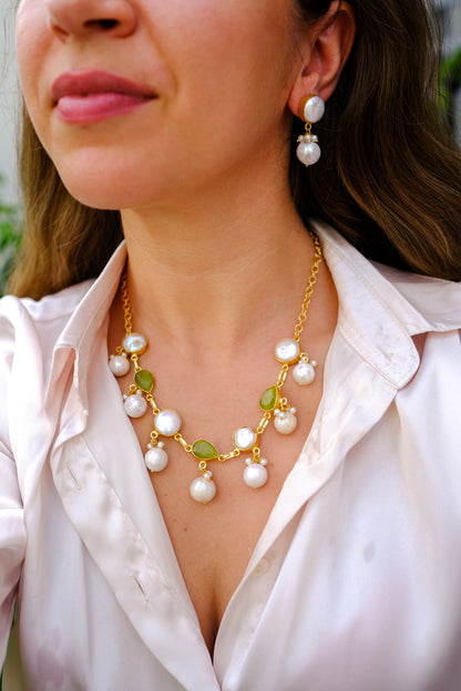 Serenade of Peals Necklace and Earrings Set