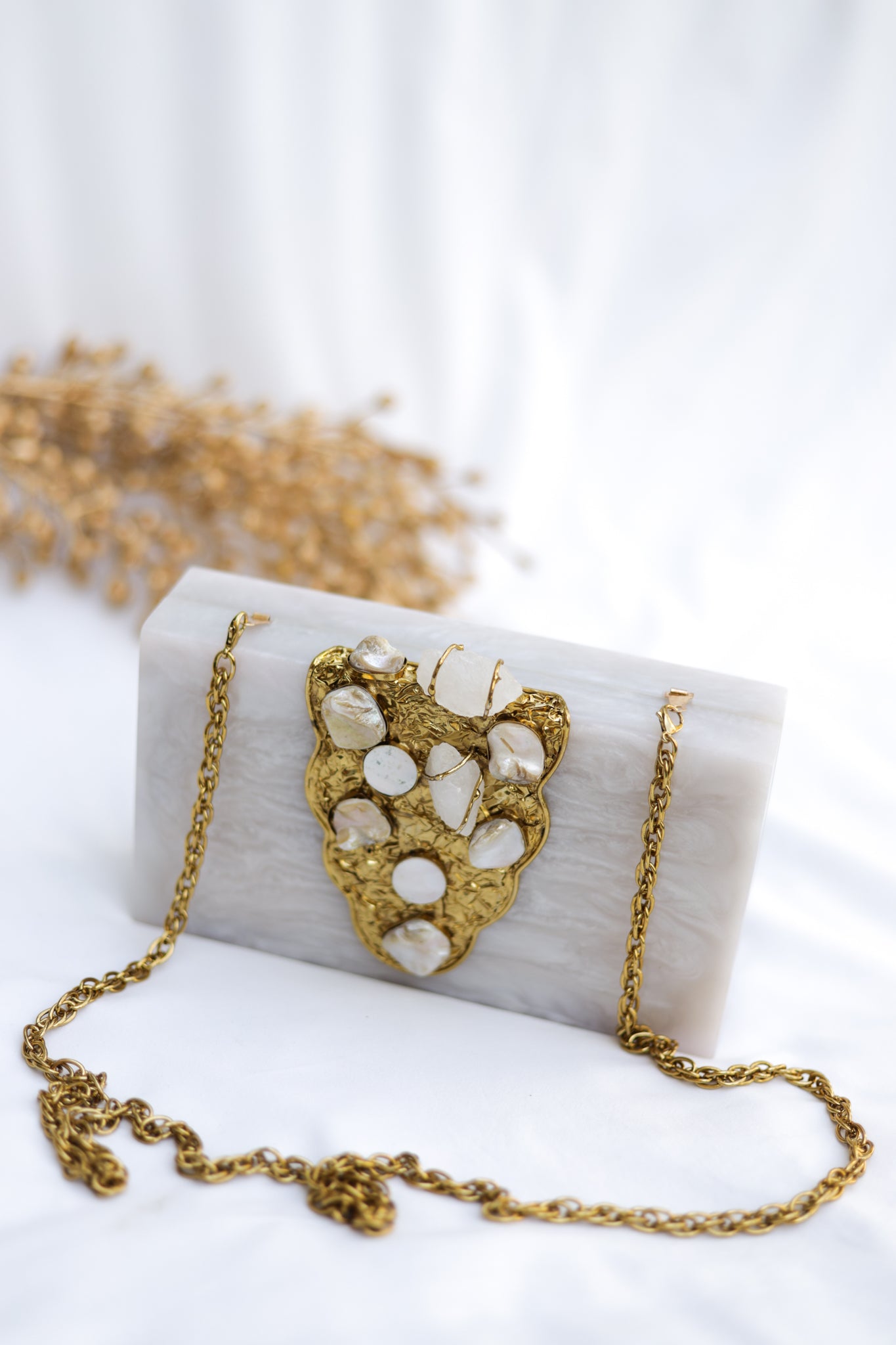 Captivate with Charm Clutch (Cream)